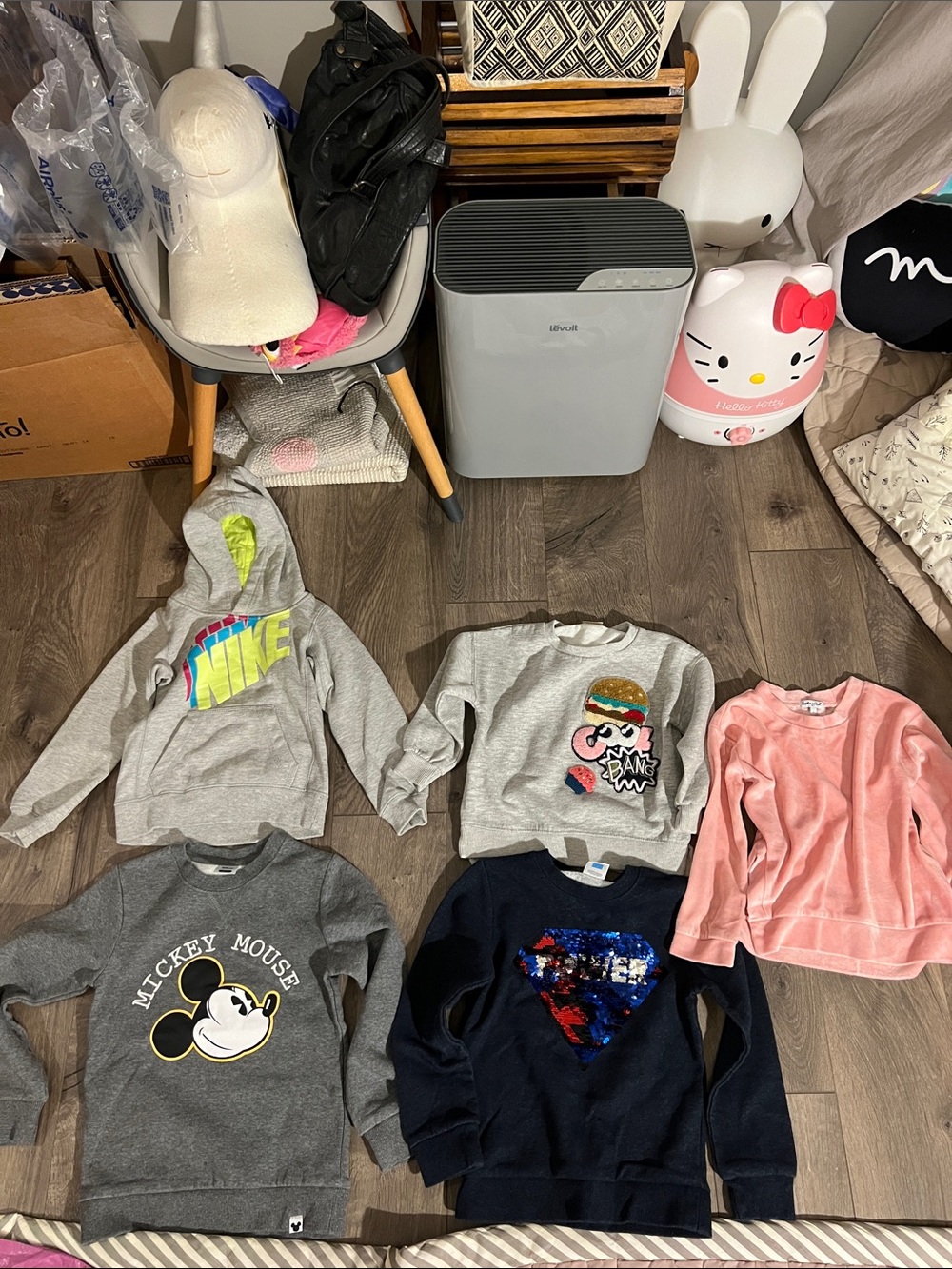 Girls 5pcs size 4 mixed sweatshirt bundle